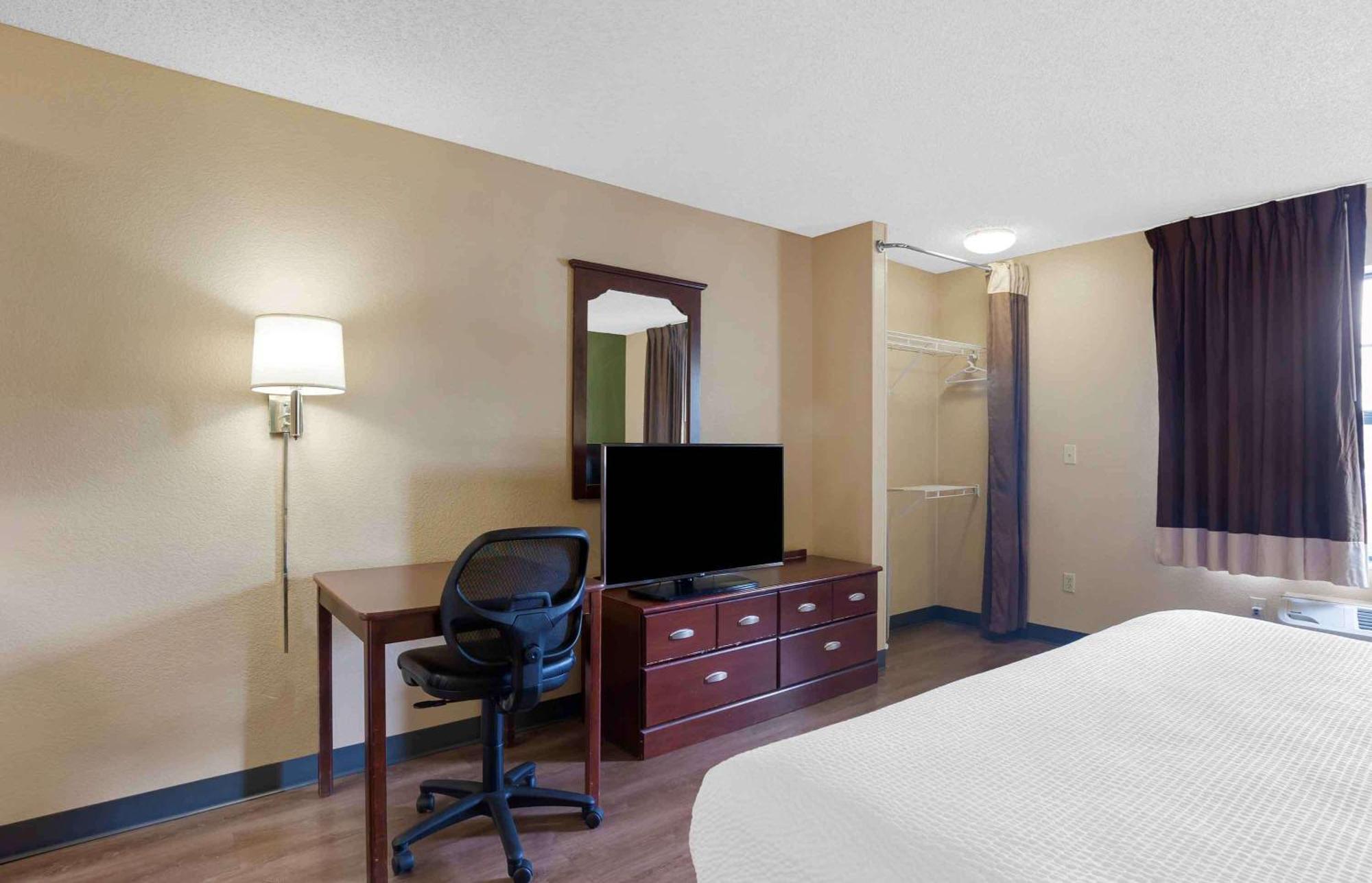 เอ็กซ์เทนด์ สเตย์ อเมริกา หลุยส์วิลล์ อัลไลแอนต์ อเวนิว Hotel ภายนอก รูปภาพ