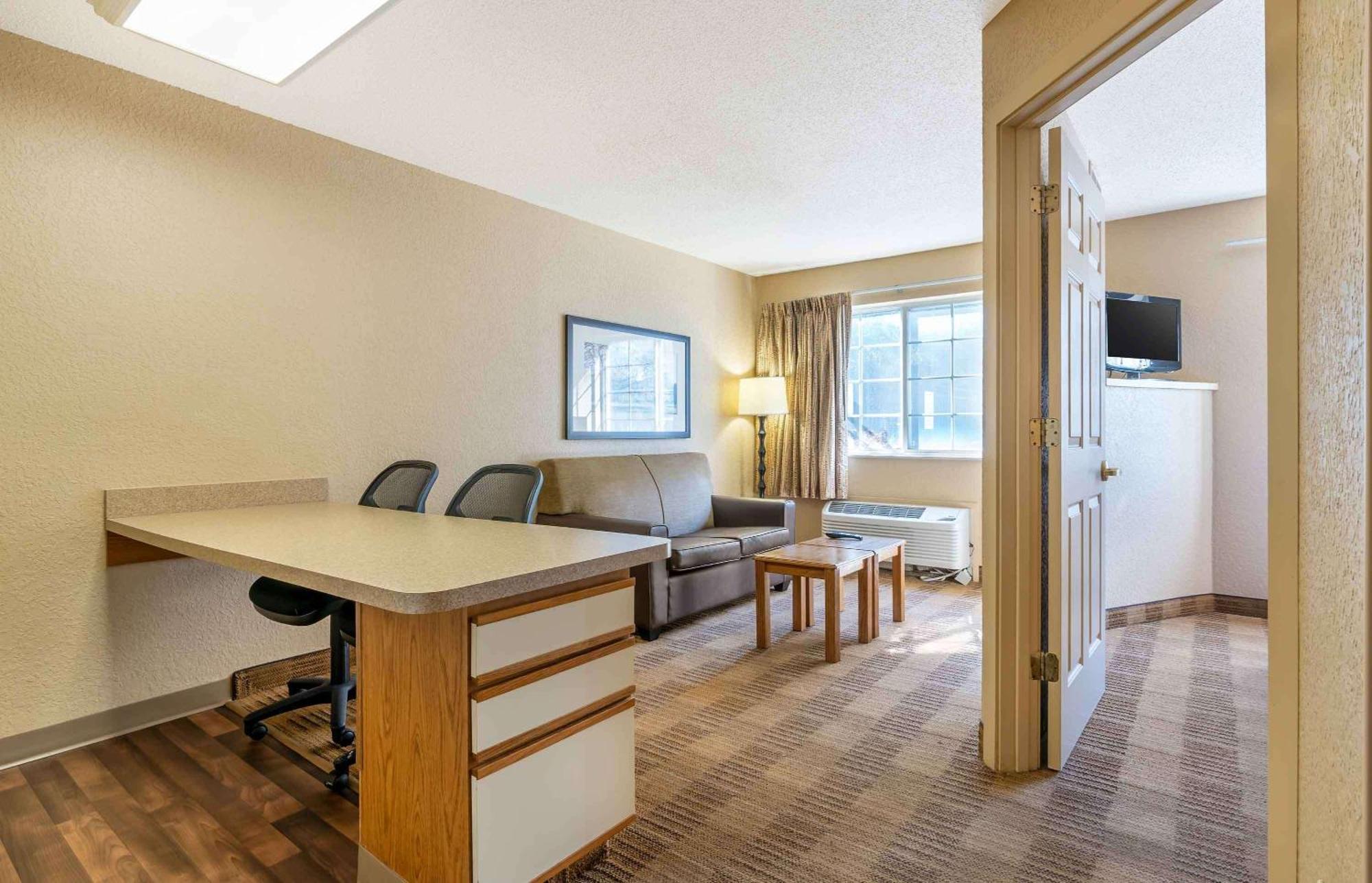 เอ็กซ์เทนด์ สเตย์ อเมริกา หลุยส์วิลล์ อัลไลแอนต์ อเวนิว Hotel ภายนอก รูปภาพ