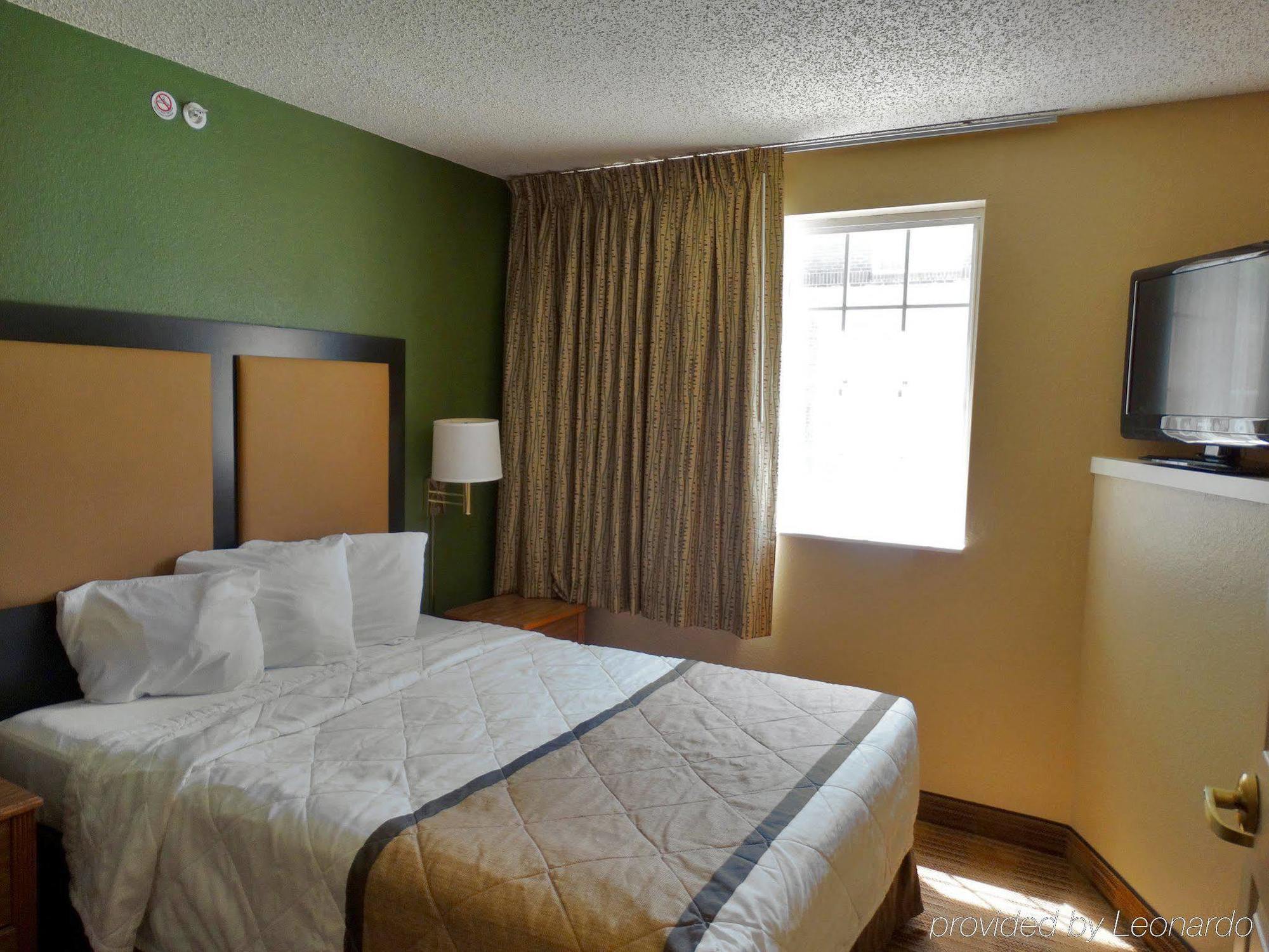 เอ็กซ์เทนด์ สเตย์ อเมริกา หลุยส์วิลล์ อัลไลแอนต์ อเวนิว Hotel ภายนอก รูปภาพ